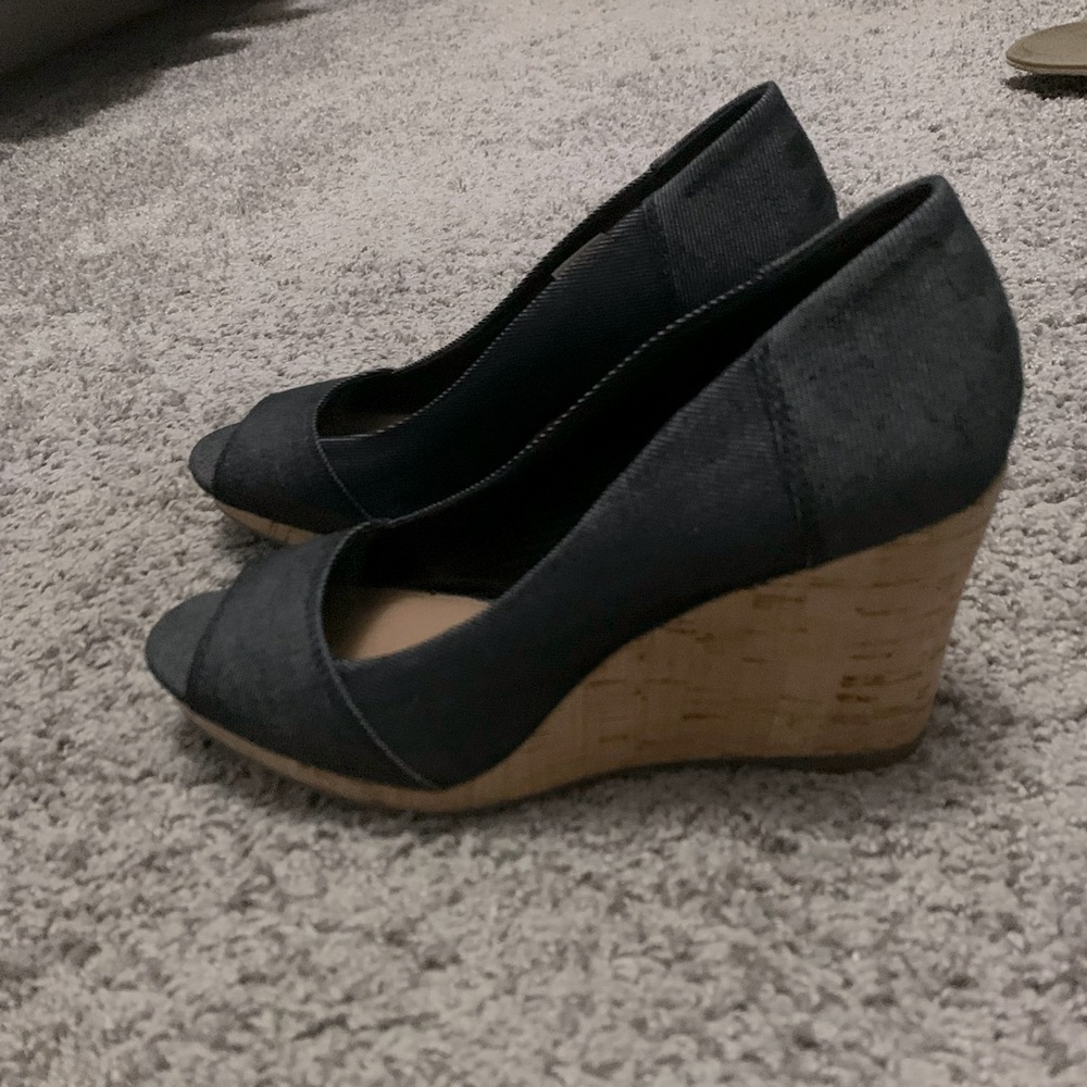 Toms wedges